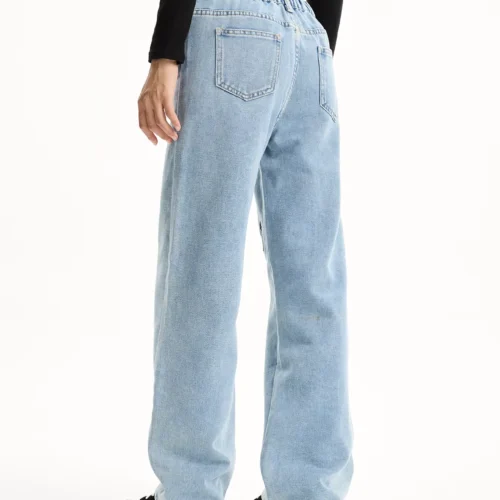 Girls’ Butterfly-Embroidered Loose Straight-Leg Jeans